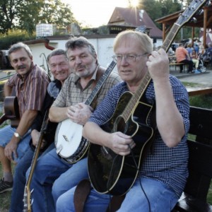 ŠTRŮDL - country kapela z Uherského Hradiště