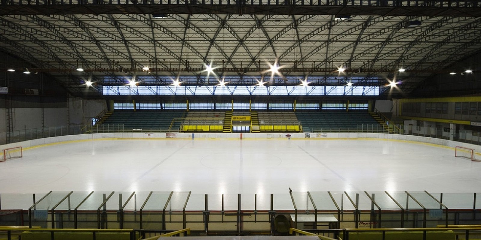 Zimní stadion