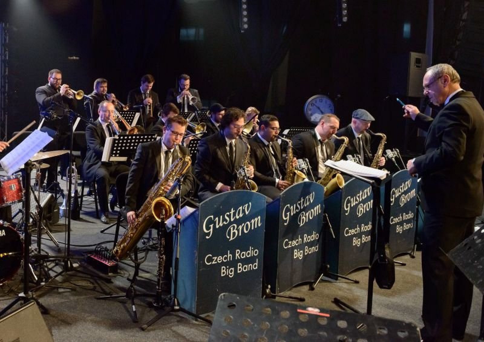 Dasha a Rozhlasový Big Band Gustava Broma