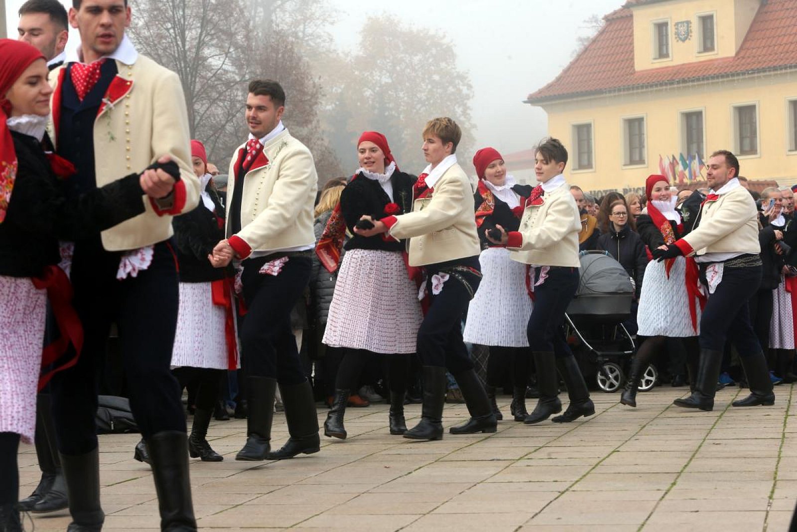 Martinské hody s právem
